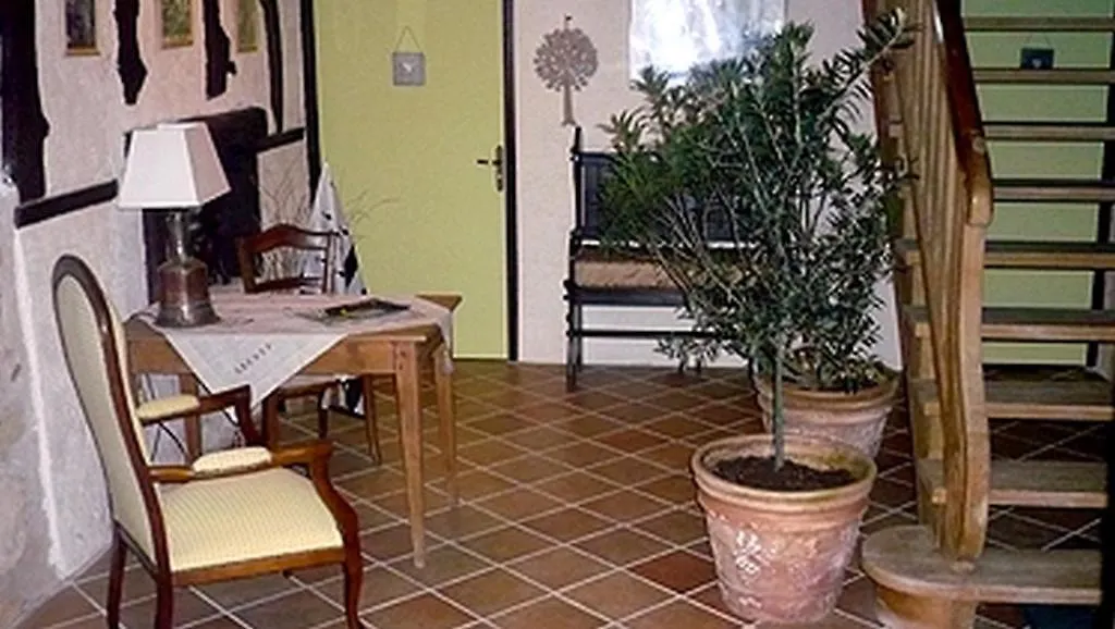 ***  Manoir Ville Davy Bed & Breakfast Saint-Malo France